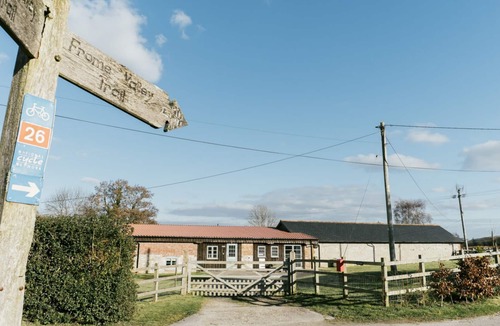 Maiden Newton Cottage | Notton Farm Cottages