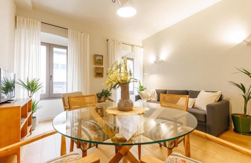 El Mercadal Apartment | Nou 3 - Holiday Apartment Rental in Girona | Bravissimo