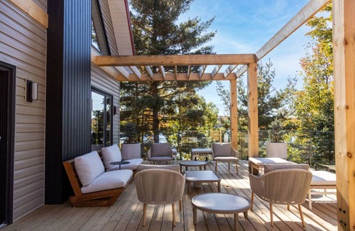 The Blue Mountains Cabin | Nourish + Reset at Dimensions | Cabin Ten | Meals Included