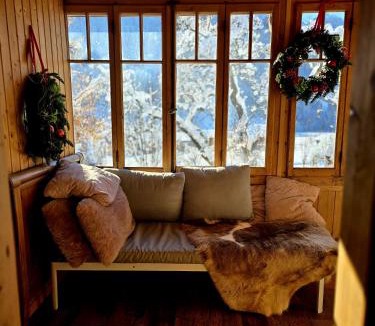 Rougemont Apartment | Nouveau à Rougemont - Gstaad Appartement dans Chalet 1830