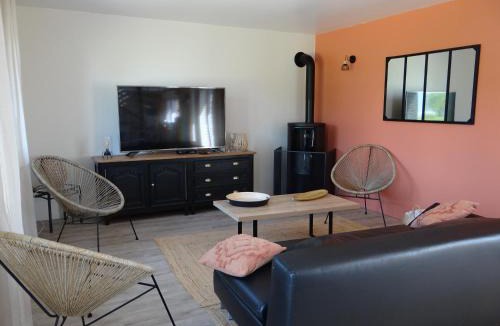 Ganzeville Apartment | Nouveau gîte L'écurie près de Fécamp Piscine chauffée en été