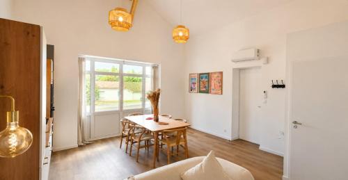 La Gaubretiere House | Nouveau Gîte Le Jardin de Simone et Louis, 4 personnes