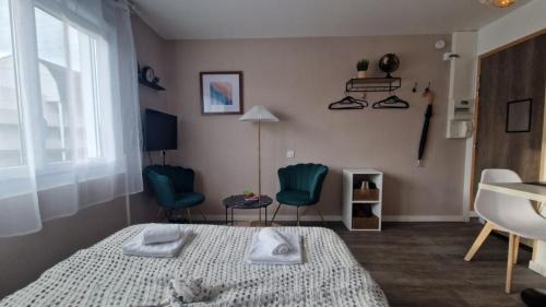 Saint-Nazaire Apartment | Nouveau - La Cabine du Capitaine