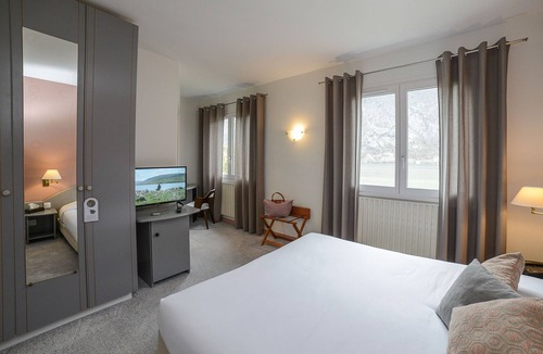 Novalaise Hotel | Novalaise Plage