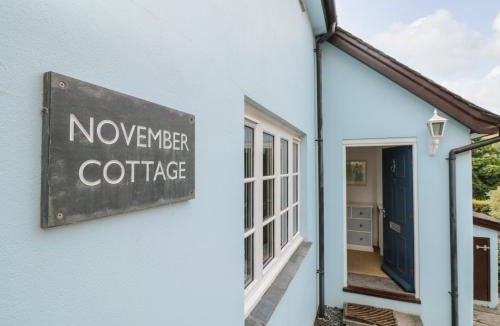 Dittisham House | November Cottage