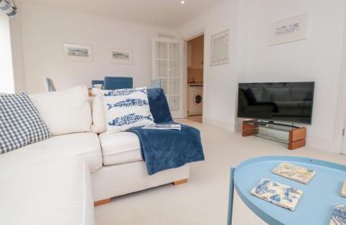 Dittisham House | November Cottage