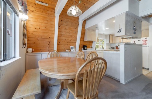 Carnelian Bay Cabin | Novero Cabin