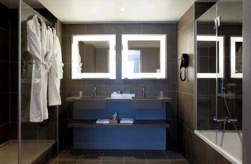 Ury Hotel | Novotel Fontainebleau Ury