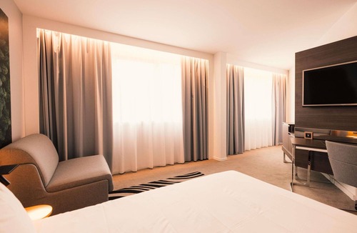 Sainte Marie - Saint Leon Hotel | Novotel Le Havre Centre Gare