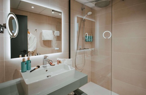 Noyelles-Godault Hotel | Novotel Lens Noyelles