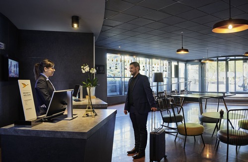 Le Kremlin-Bicetre Hotel | Novotel Paris 13 Porte d'Italie