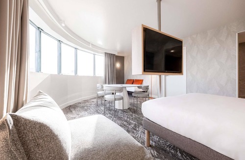 Le Kremlin-Bicetre Hotel | Novotel Paris 13 Porte d'Italie