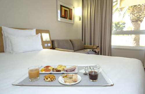 Rivesaltes Hotel | Novotel Perpignan Nord Rivesaltes