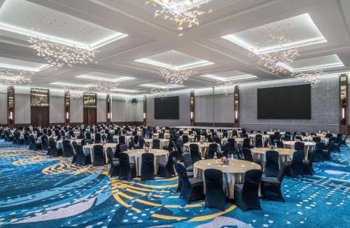 Pontianak Hotel | Novotel Pontianak Convention Centre