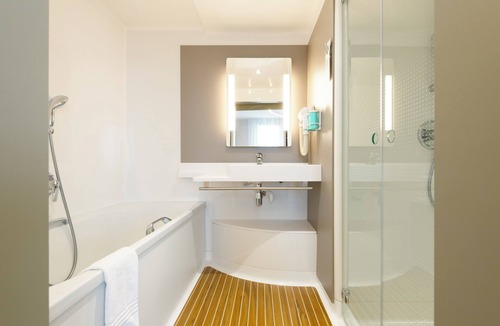 Rives de Meurthe Hotel | Novotel Suites Nancy Centre