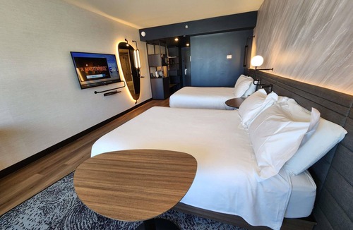 Vaughan Hotel | Novotel Toronto Vaughan Centre