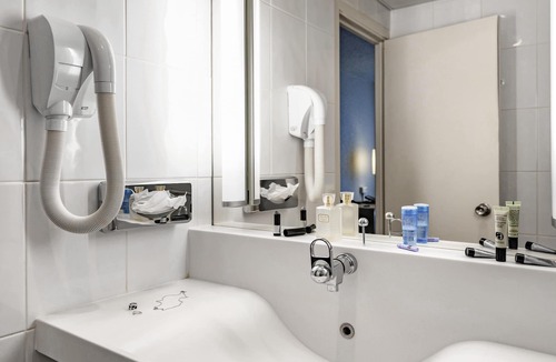 Rouvignies Hotel | Novotel Valenciennes