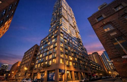 Downtown Toronto Apartment | Novu Suites - Toronto Entertainment District