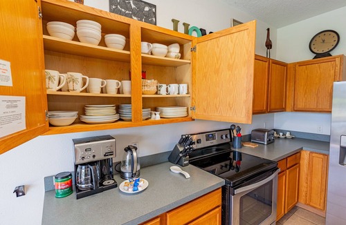 Windwood Bay House | NOW ACCEPTING LONG-TERM AND SHORT-TERM RENTALS