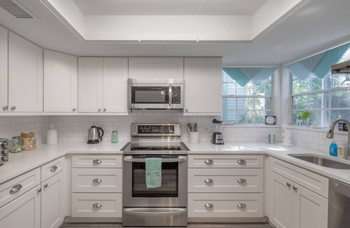 Beach Park House | Now Available! Large Westshore Home