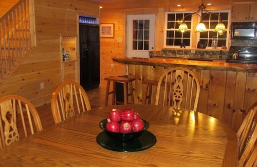 Town of Hope House | Now booking for Summer. Pet friendly