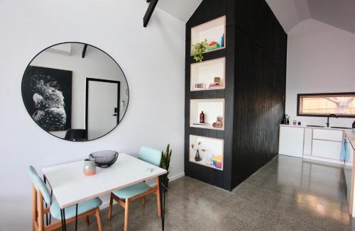 Nowra Villa | Nowra Studio Barn