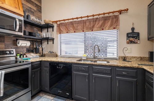 Frisco House | nPool, Game Room & Sleeps 12 – World Cup Ready