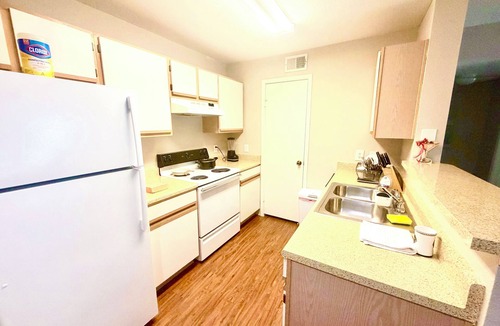 Astrodome Apartment | NRG STADIUM PERFECT ONE BEDROOM APARTMENT.