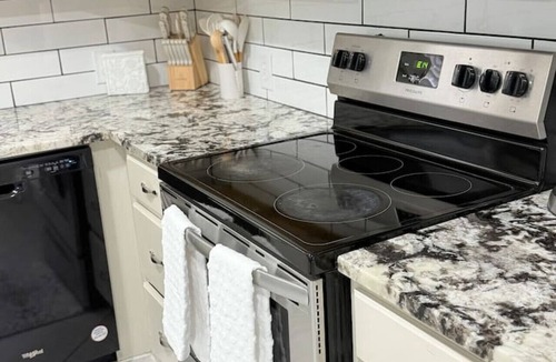 North Richland Hills House | NRH - Clean & Comfy Retreat · Entire Home