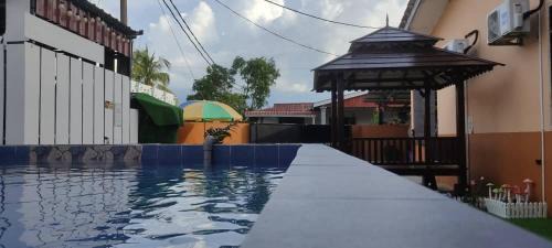 Kusial House | NS Homestay Private Pool