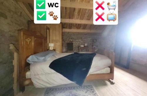 La Chapelle-Themer House | Nuit insolite, chambre au dessus d'une étable