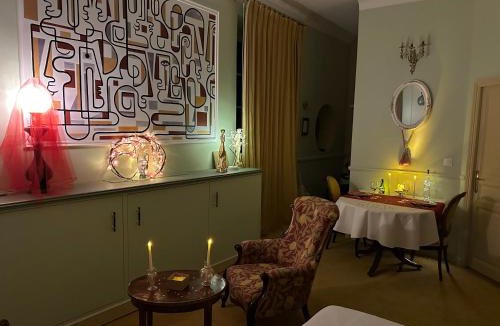 Montbrun-les-Bains Apartment | Nuit romantique au château des Gipières