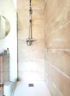 Saint-Quentin Apartment | "Nuits du désert" - Appartement avec terrasse