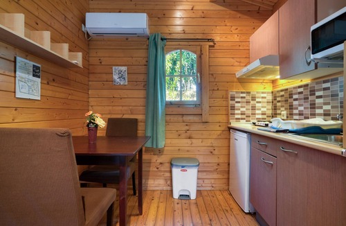 Benicolet Apartment | Null 'Entre Viejos Olivos 6' with Mountain View, Shared Pool and Air Conditioning