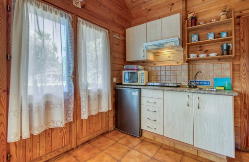 Benicolet Apartment | Null 'Entre Viejos Olivos 4' with Mountain View, Shared Pool and Air Conditioning