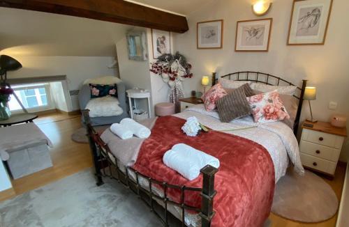 Foix Apartment | Number 1 Place Pyrene, 2 bedroom duplex, luxury apartment