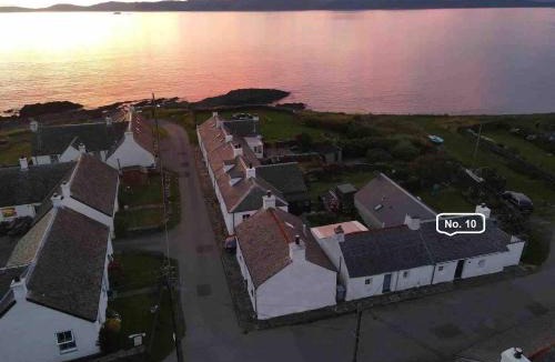 Isle of Luing House | Number 10