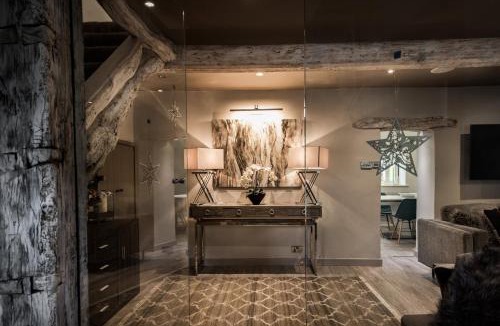 Whalley House | Number 10