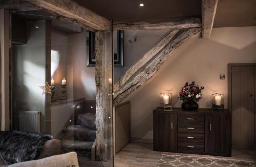 Whalley House | Number 10