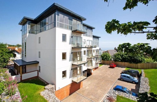 Teignmouth Apartment | Number 10 Montpellier Apartments