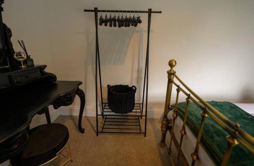 Abercwmboi Villa | Number 2