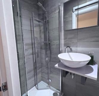 Horley Bed & Breakfast | Number 25