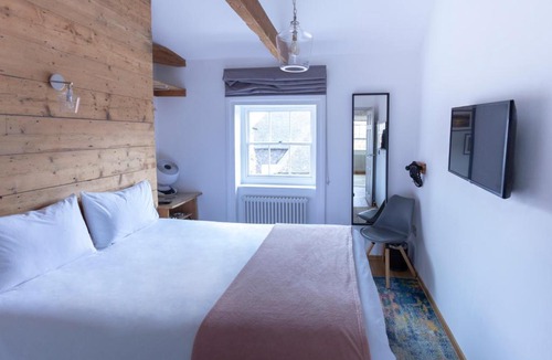 Canterbury Hotel | Number 8