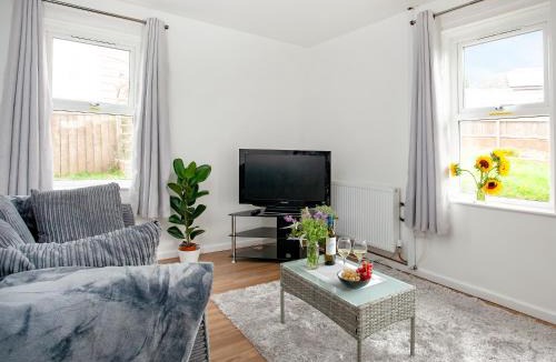 Stenalees House | Number One