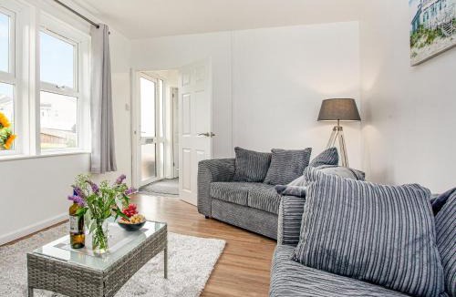 Stenalees House | Number One