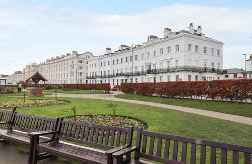 Muston Apartment | Number One The Crescent