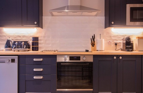 Ironbridge House | Number Six: 3-Bedroom Iron Bridge Views