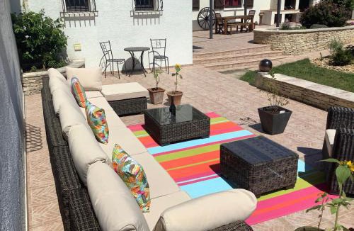 Carlipa Bed & Breakfast | Number9 - now with air conditioned rooms