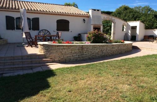 Carlipa Bed & Breakfast | Number9 Studio - Now with air conditioning