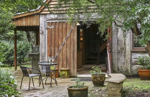 Bilpin Cabin | NUNGAROO COTTAGE - an authentic, romantic getaway- SPECIALS ON NOW !